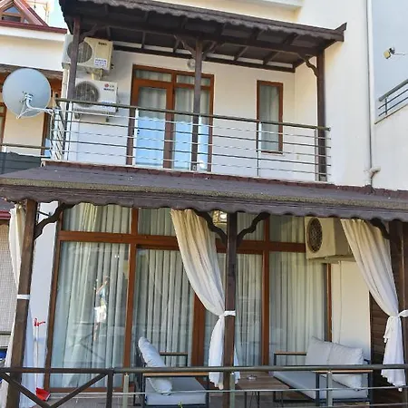 빌라 Alp's Triplex Lagoon Havuz Olanagi Sunan